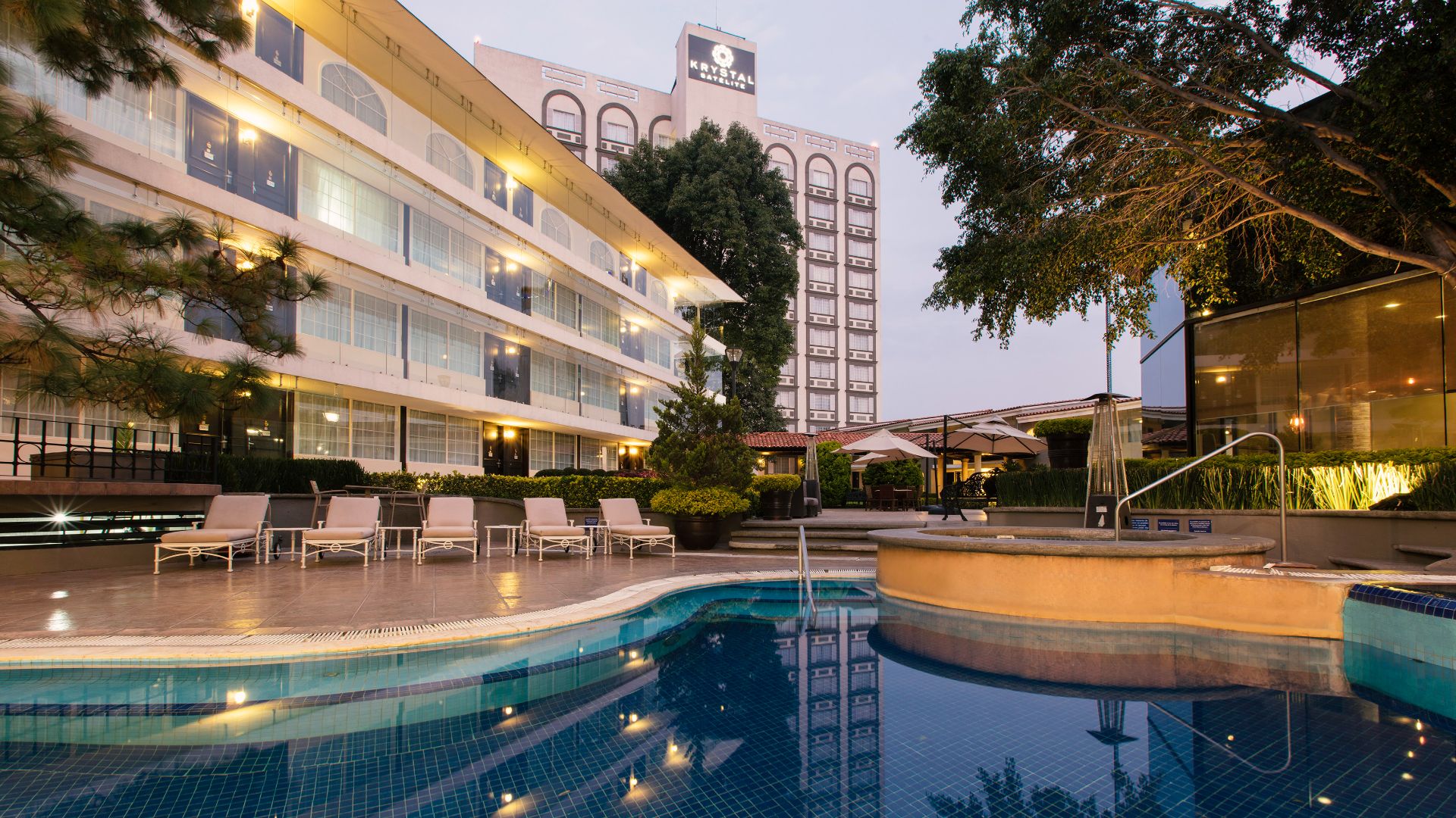   Krystal® Satélite María Bárbara Ciudad de México